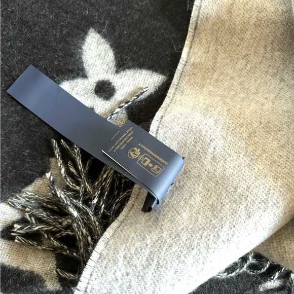 LOUIS VUITTON monogram scarf 402338 Cashmere Black Used unisex - Picture 6 of 8